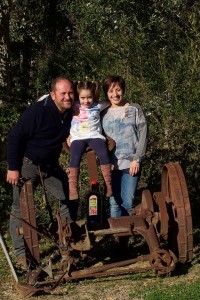 [cml_media_alt id='6447']foto-Savina-Riccardo-e-Camilla[/cml_media_alt]